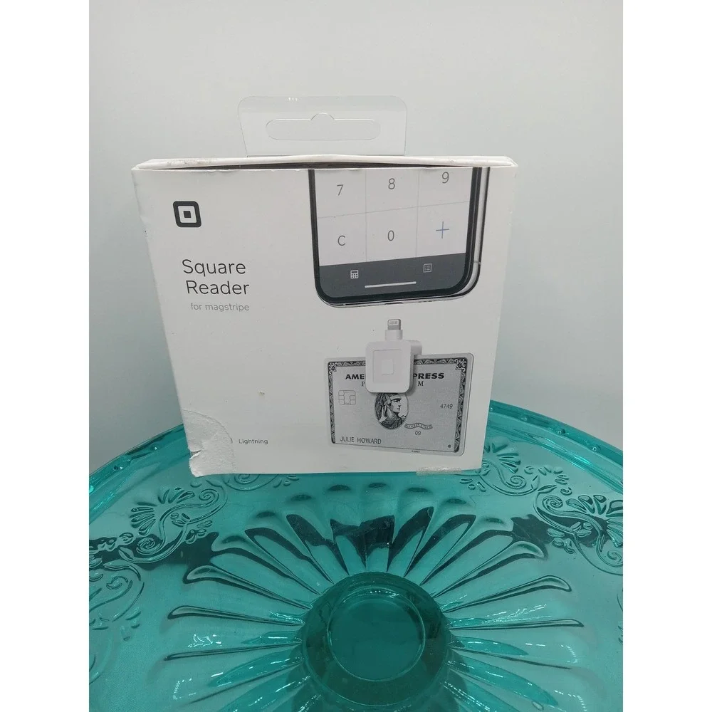 Square Reader Magstripe Lightning Connector iPhone Credit Card Swipe
